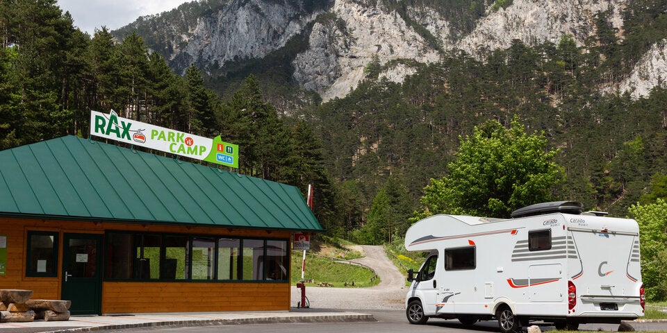 Mit der Rax-Seilbahn dem Alltag entschweben