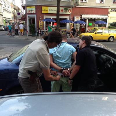 Polizei stoppt mit Crash Schmuggler