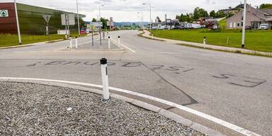 Hakenkreuz-Kreisverkehr