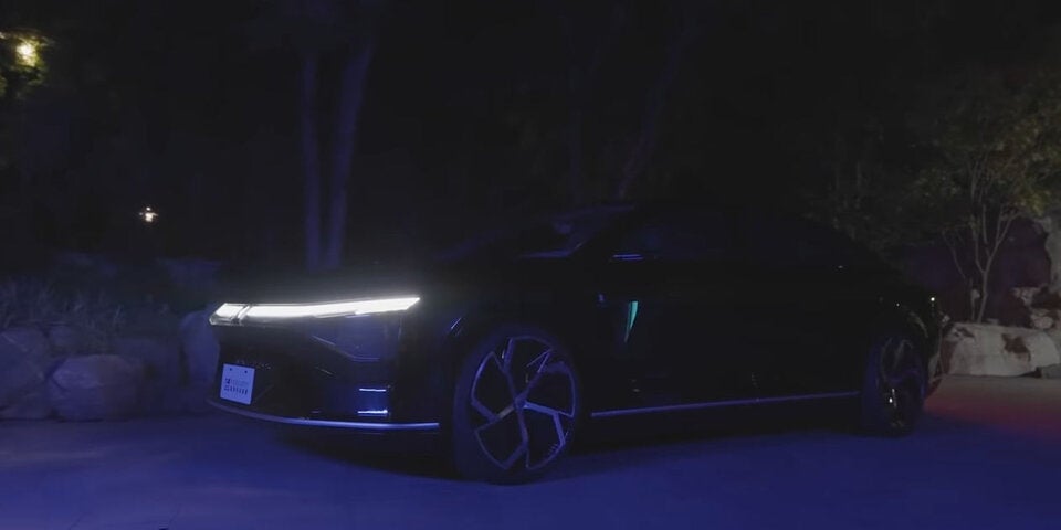 iPhone-Fertiger zeigt seine ersten Elektroautos