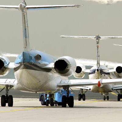 23:55 Zirkuszelt stürzt ein