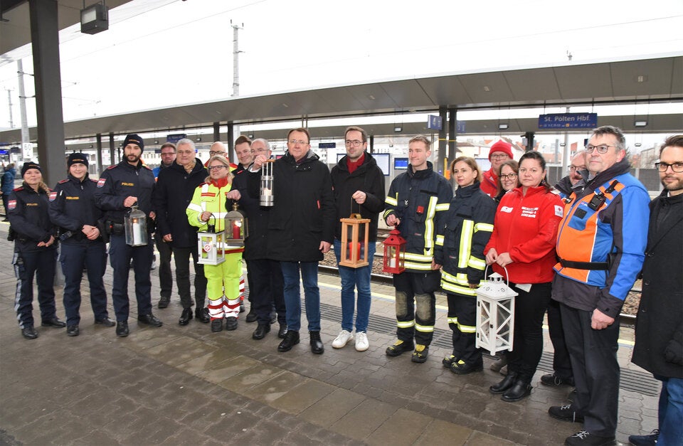ÖBB bringen Friedenslicht nach St. Pölten