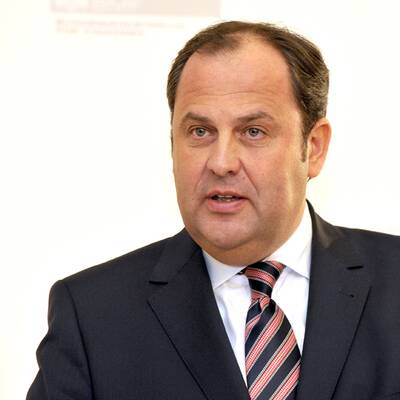 Josef Pröll ist zurückgetreten