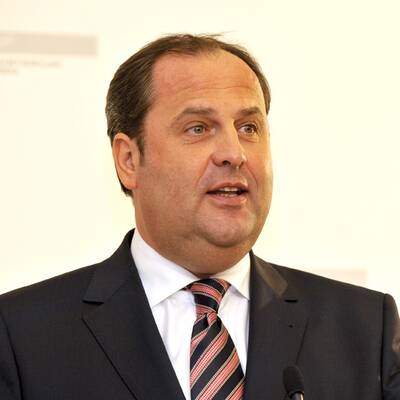 Josef Pröll ist zurückgetreten