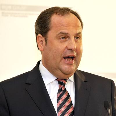 Josef Pröll ist zurückgetreten