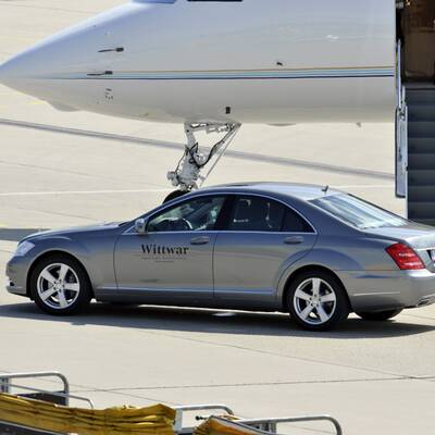 Arnold Schwarzenegger in Wien gelandet