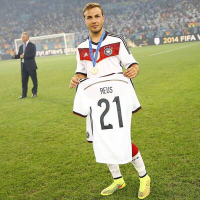 So feiert das Netz die Deutschen