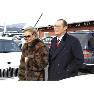 Lugner & seine Opernball-Gäste: Mittagessen in Kötlach