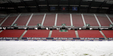 W&ouml;rthersee Stadion schnee