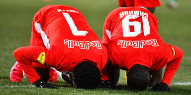 UEFA sperrt Salzburg-Stars Camara und Koita f&uuml;r drei Monate