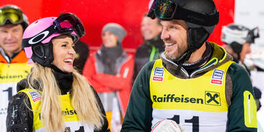 Was macht Hermann Maier mit Christina Stürmer auf der Piste?