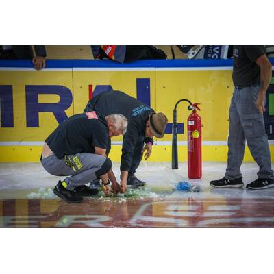Spielabbruch wegen Eisschmelze bei Vienna Capitals gegen RB Salzburg
