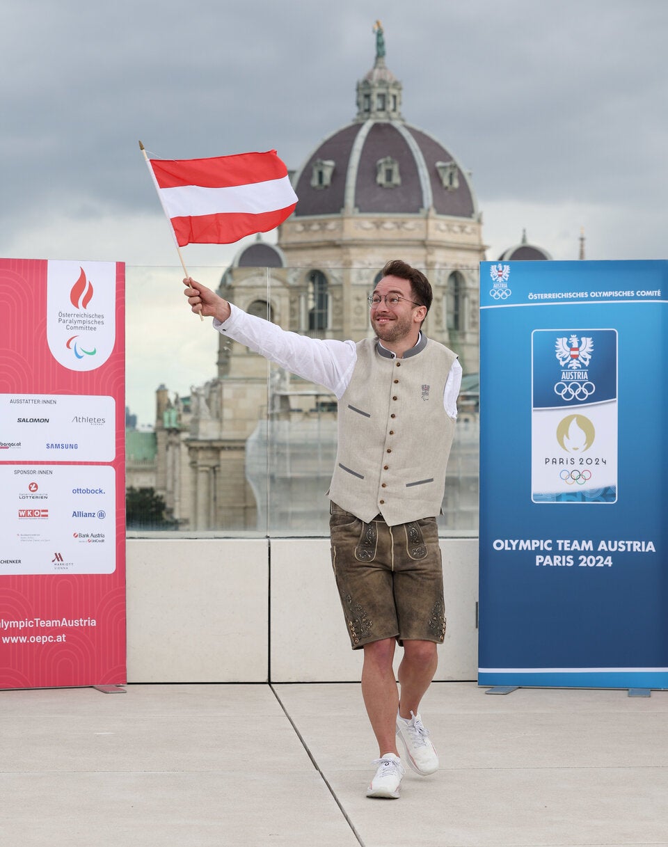 Österreich in der Lederhose nach Paris