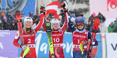 Sensationeller &Ouml;SV-Doppelsieg: Truppe triumphiert vor Liensberger