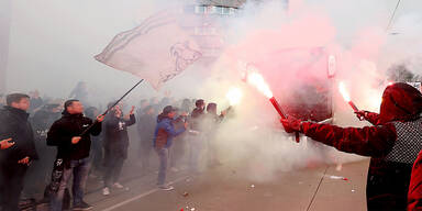 Zwei Sturm-Fans wegen Attacke auf Rapid-Anhänger festgenommen