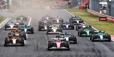 "Scheinl&ouml;sung!" Greenpeace attackiert die Formel 1