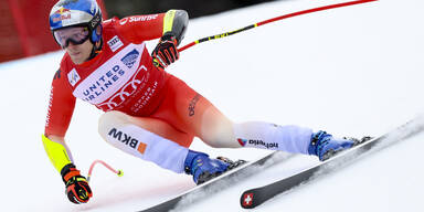 Odermatt crasht rot-wei&szlig;-rote Podestparty