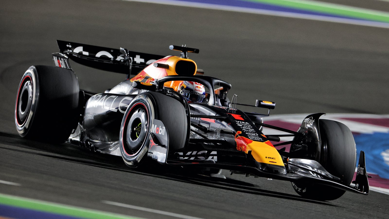 F1列：フェラーリ、レッドブルの「不正エンジン」に抗議。