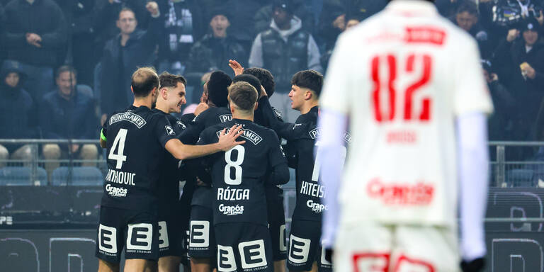 2:1! Sturm gewinnt hitziges Derby gegen den GAK
