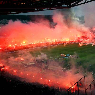 Die Bilder zum Pyro-Skandal in Griechenland