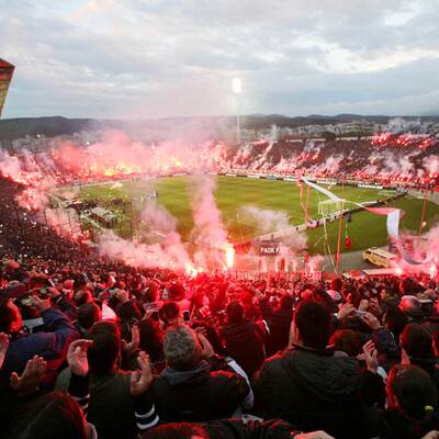 Die Bilder zum Pyro-Skandal in Griechenland