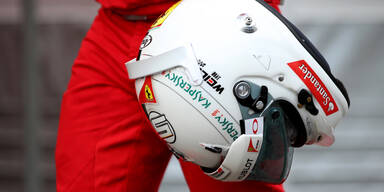 Vettel-Angriff mit neuem Wunder-Helm