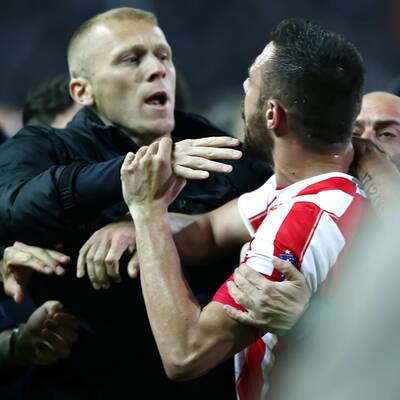 Die Bilder zum Pyro-Skandal in Griechenland