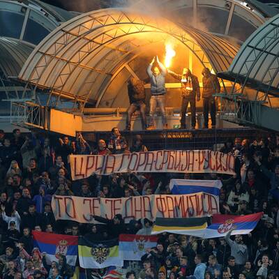 Die Bilder zum Skandalspiel in Montenegro