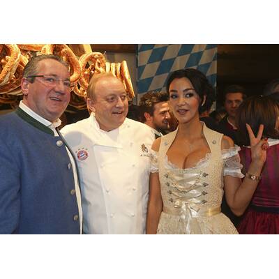 Kitzbühel: Arnie & Co. auf der legendären Weißwurst-Party