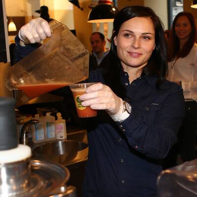 Der 1. LIVE-Auftritt von Anna Fenninger nach OP