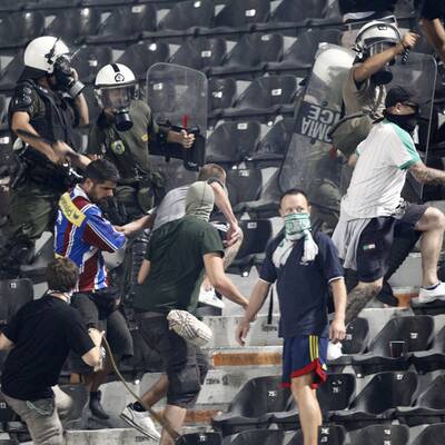 Fanausschreitungen bei PAOK vs. Rapid
