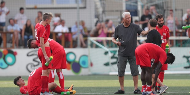 Polster wirft mit Wiener Viktoria Bundesligisten raus