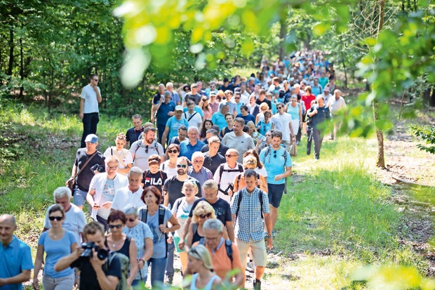 Riesiger Andrang bei Wanderung mit Sebastian Kurz
