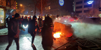 Massenproteste im Iran: 2.000 Tote