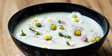 Gaensebluemchensuppe