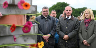 Au&szlig;enlager-Stele auf Areal der KZ-Gedenkst&auml;tte Mauthausen enth&uuml;llt