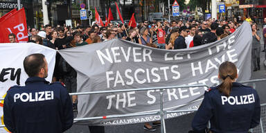 Identitären-Demo: kaum Teilnehmer