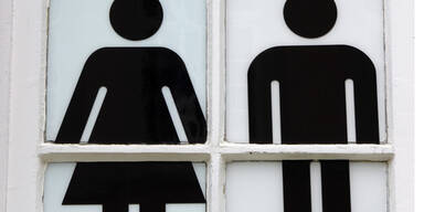 Feminisierung der Gesellschaft führt zu mehr Homophobie bei Männern