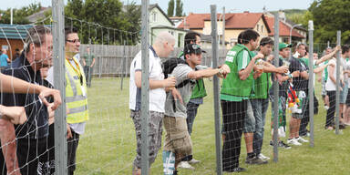 Rapid-Fans machen jetzt Ernst