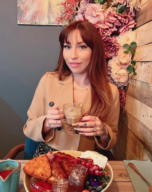 Instagram/naomiellaoquendo