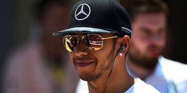 Mercedes will mit Hamilton verl&auml;ngern