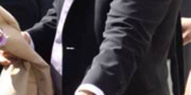 Nach acht Jahren: Wahlberg traut sich