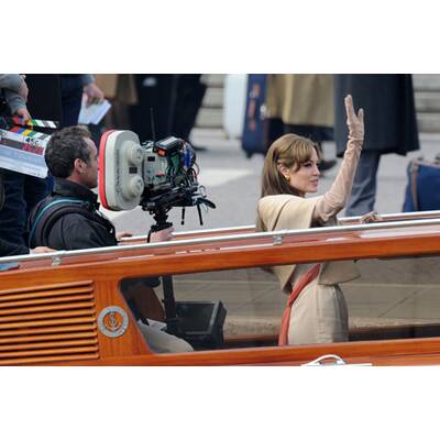 Jolie und Depp: Fan-Massen bei Dreh