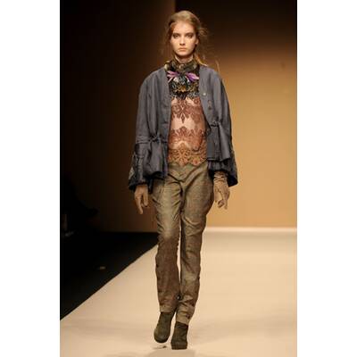 Haute, Mailand Fashion Week H/W 2010