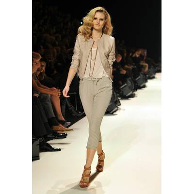 Penélope und Mónica designen für Charles Vögele