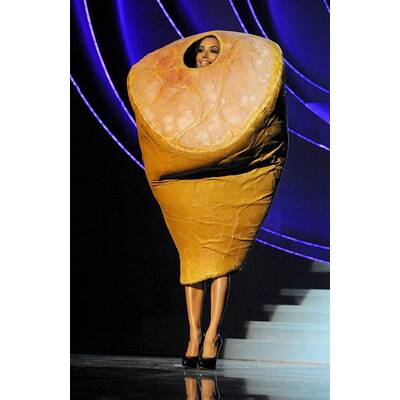 MTV EMAs 2010: Schöne Beine & nackte Tatsachen