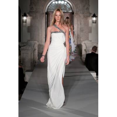 Cavalli-Roben für den guten Zweck