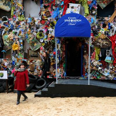 Save the Beach Hotel