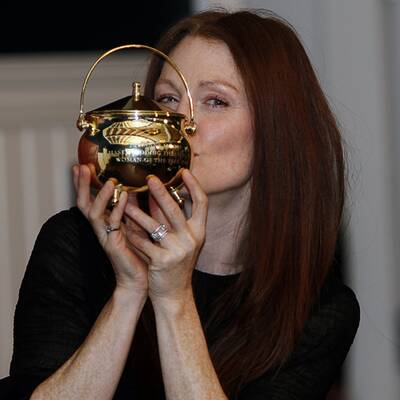 Hasty Pudding für Julianne Moore