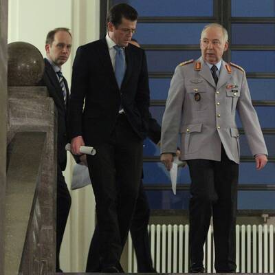 Guttenberg in Erklärungsnot